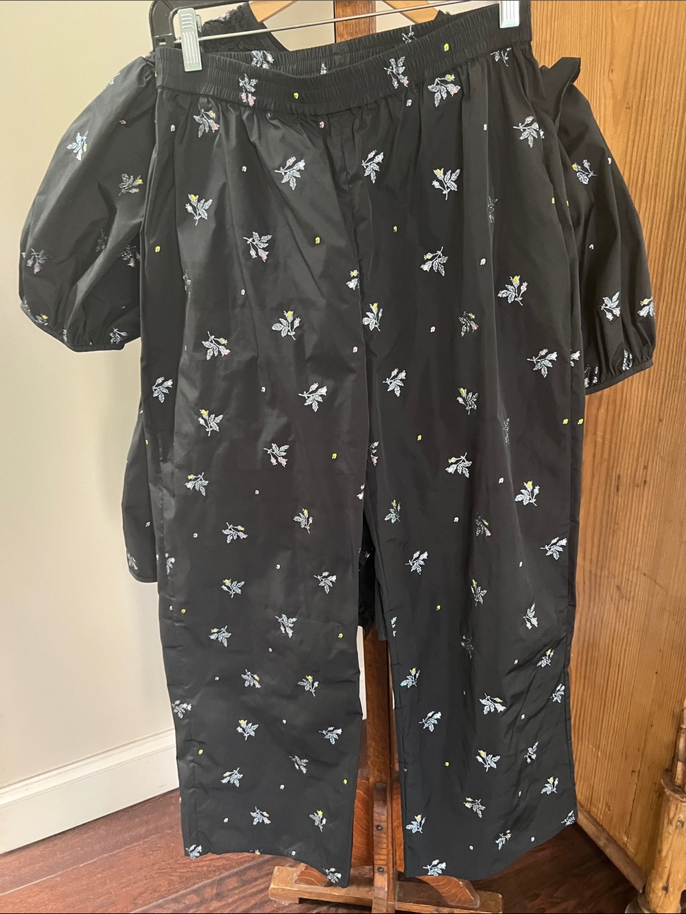 Cecilie Bahnsen Black Metallic Floral Ruffle Top and pants - Picture 6 of 9